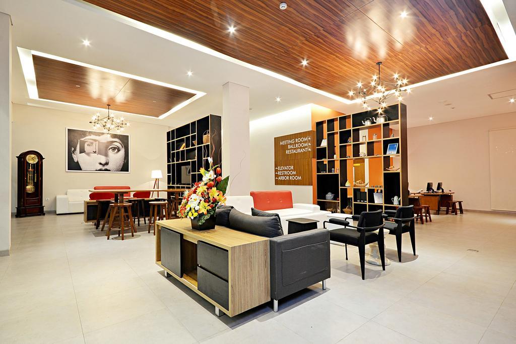 Treepark Banjarmasin Hotel Banjarmasin  Exterior photo