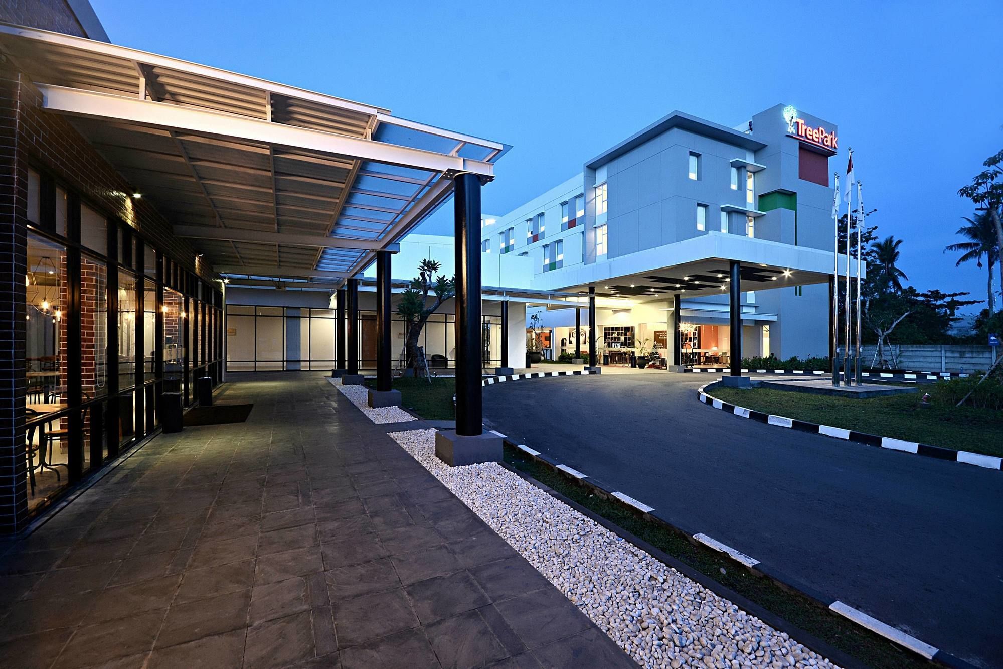 Treepark Banjarmasin Hotel Banjarmasin  Exterior photo